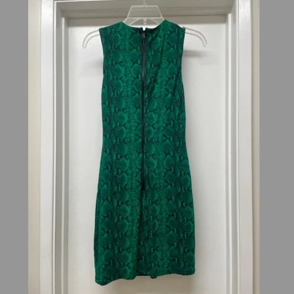 Alice + Olivia Delora Dress Green Snake Print EUC - Picture 7 of 8